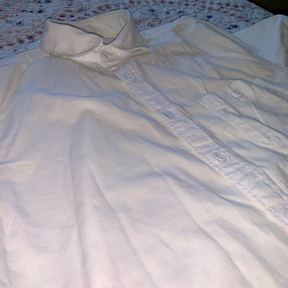 Button up - Picture 3 of 3